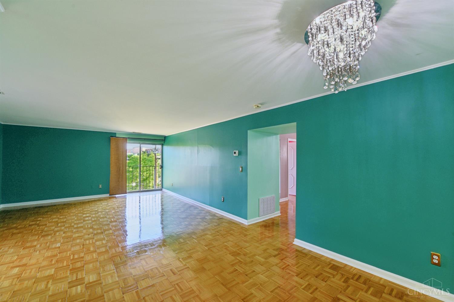 880 Rue De La Paix Unit: A5