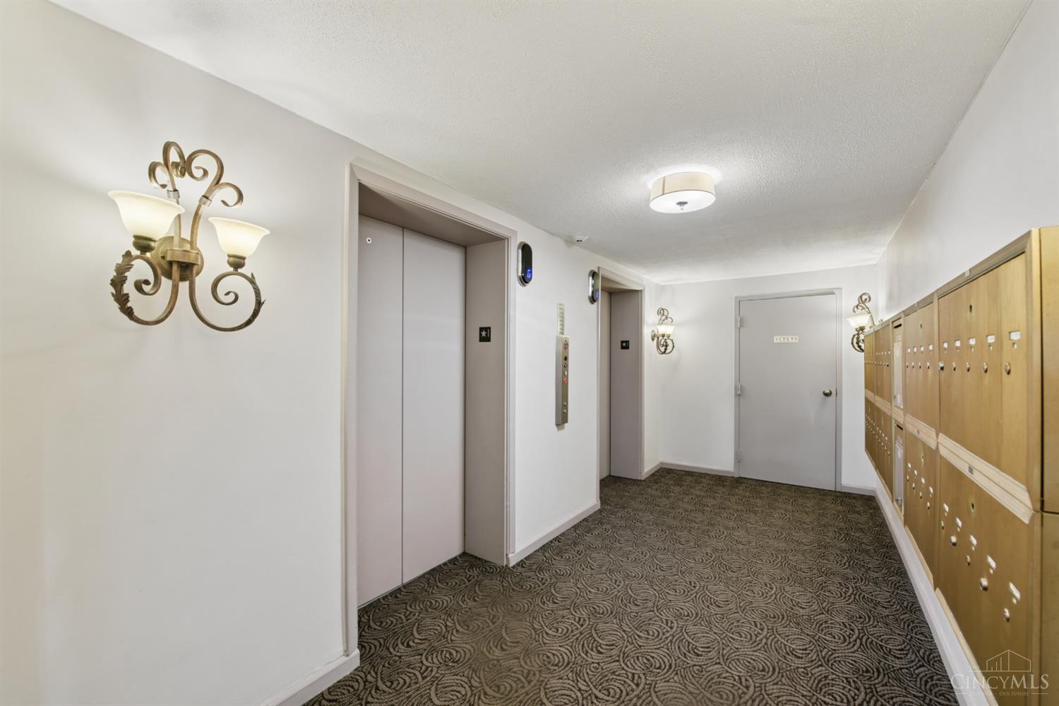 880 Rue De La Paix Unit: A5