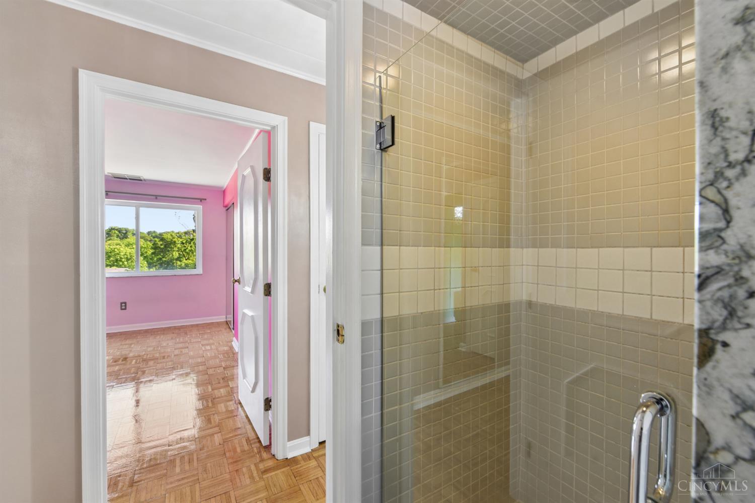 880 Rue De La Paix Unit: A5