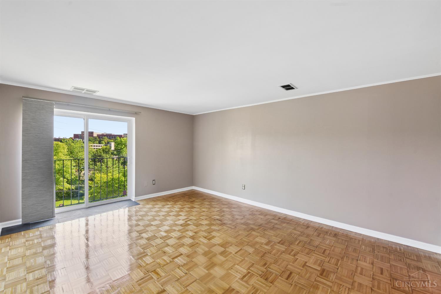 880 Rue De La Paix Unit: A5