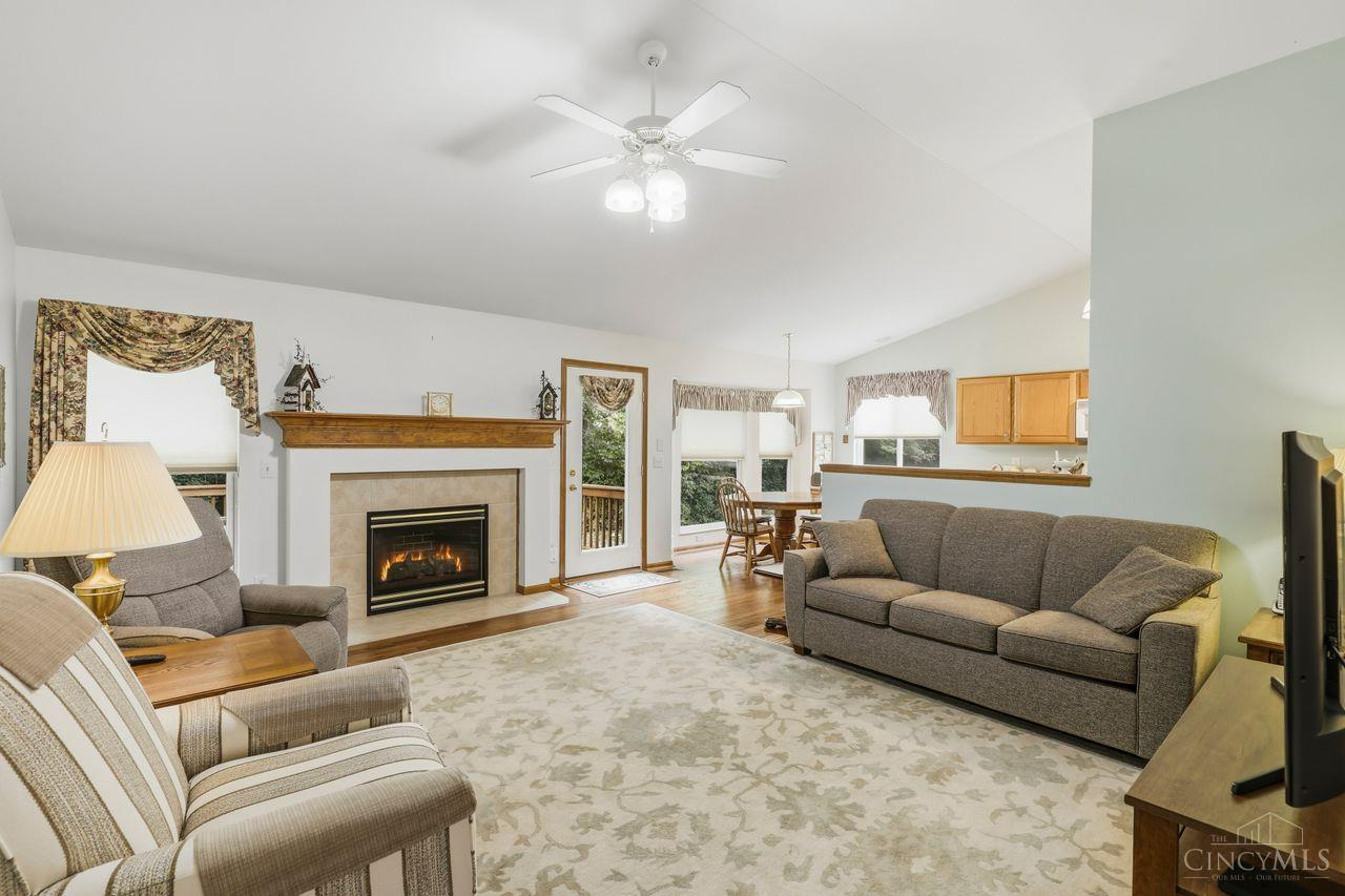 5638 Glenbrook Court