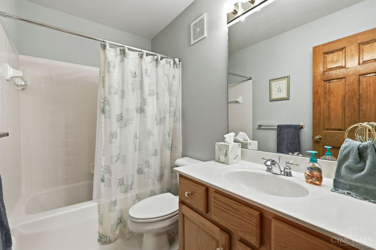 5638 Glenbrook Court