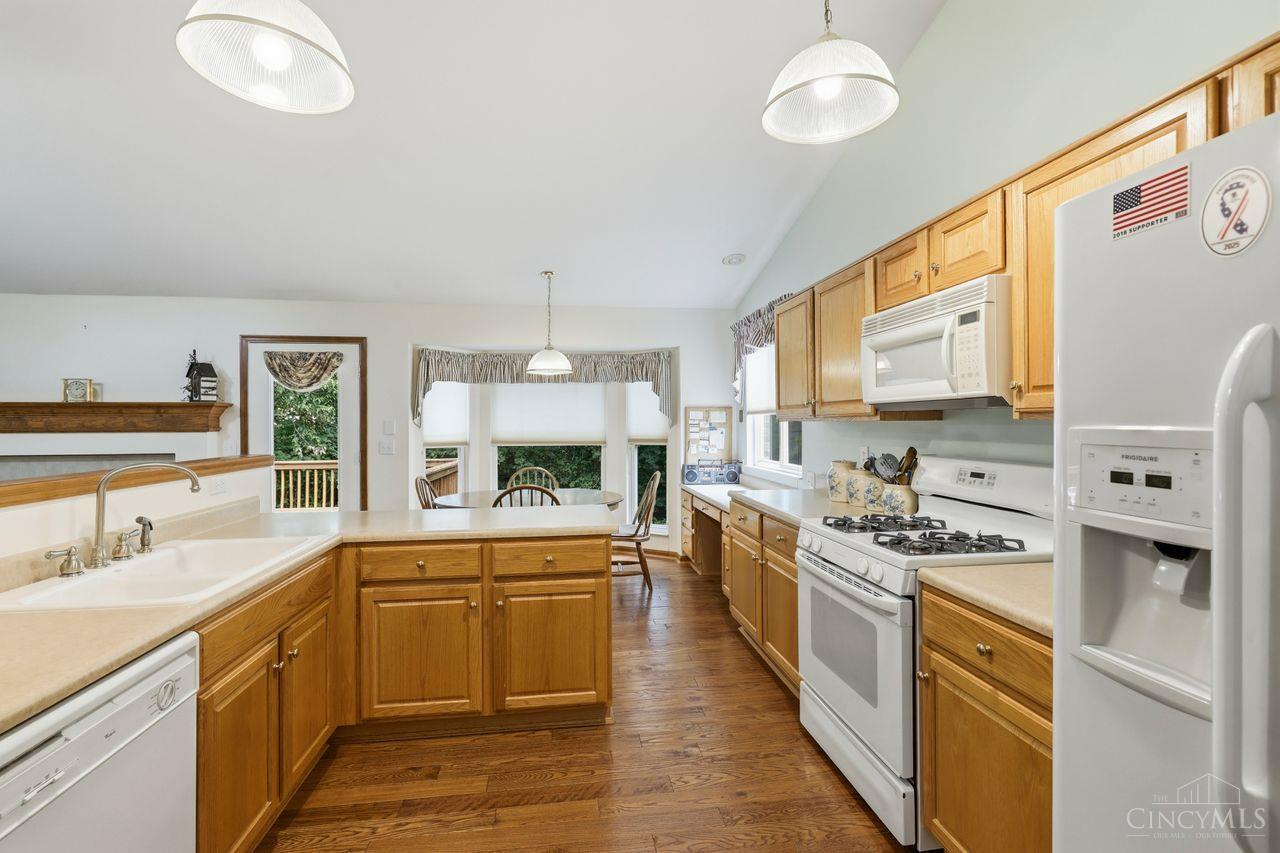 5638 Glenbrook Court