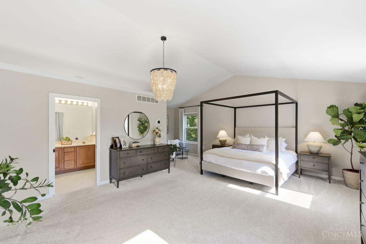 9985 Meadow Hills Drive