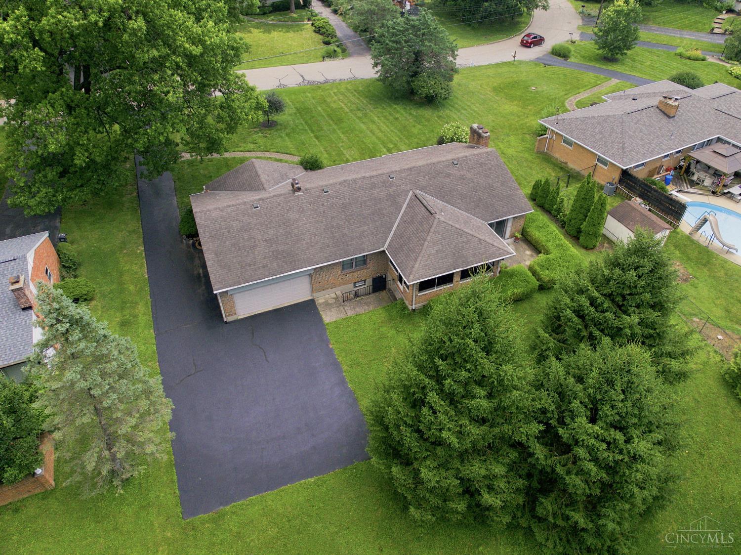 6555 Rollymeade Drive