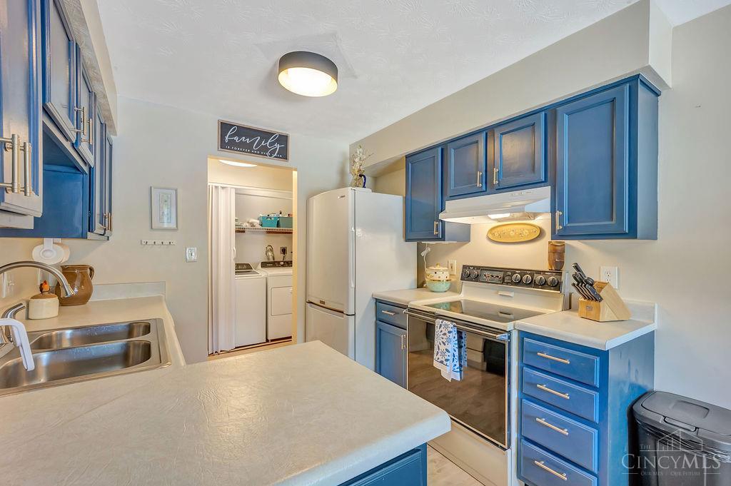 5365 Camelot Drive Unit: 42