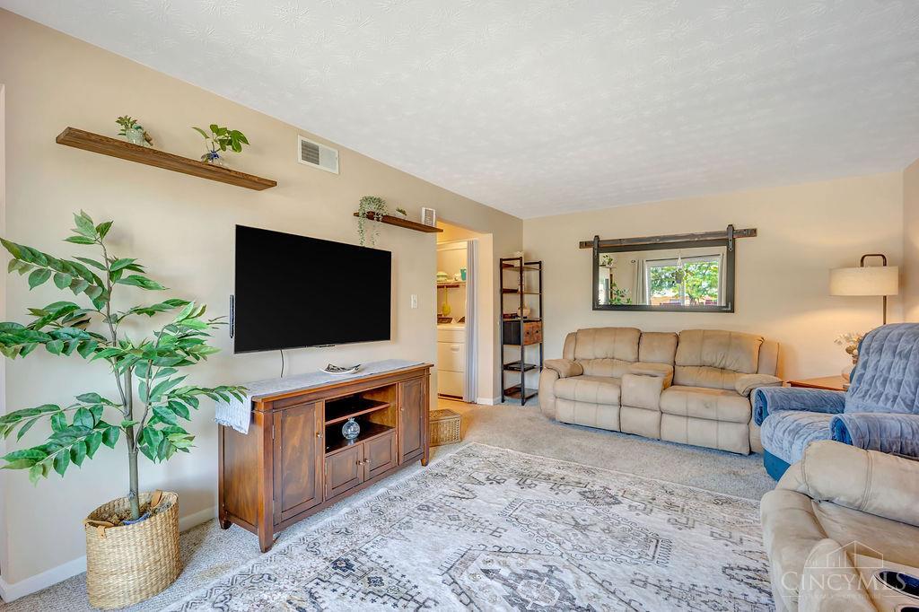 5365 Camelot Drive Unit: 42