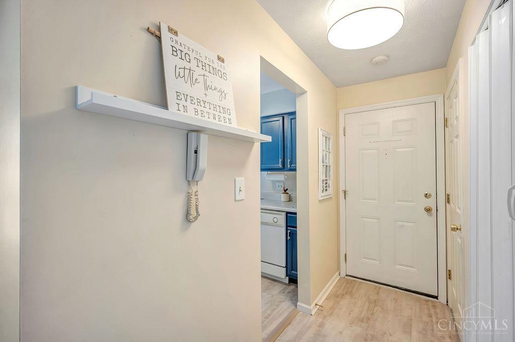 5365 Camelot Drive Unit: 42