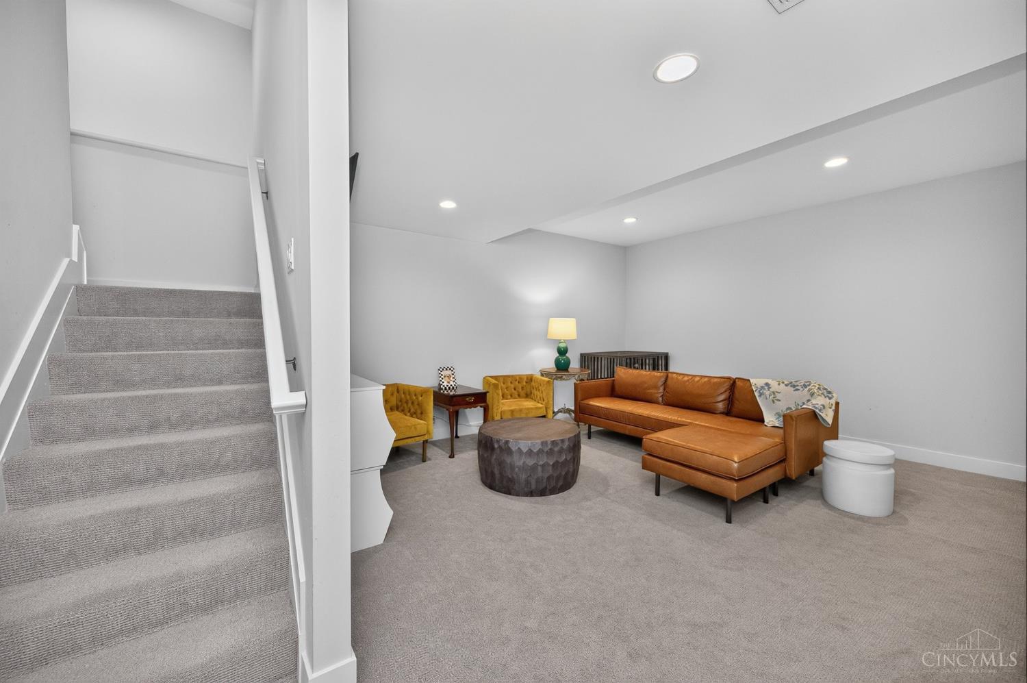7240 Rita Lane