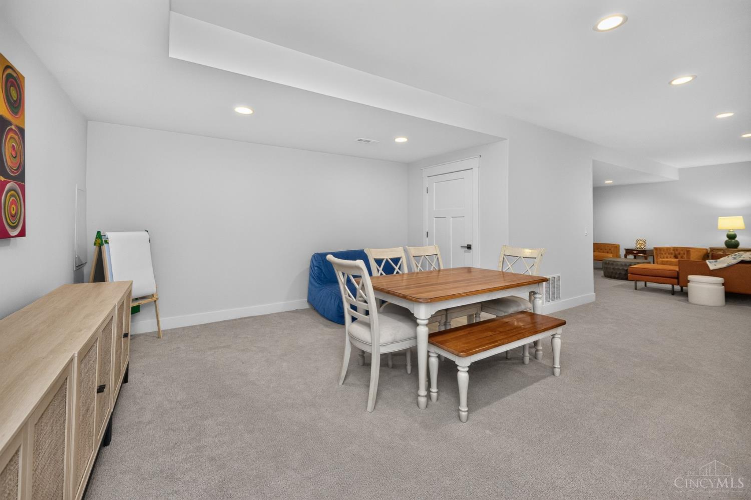 7240 Rita Lane
