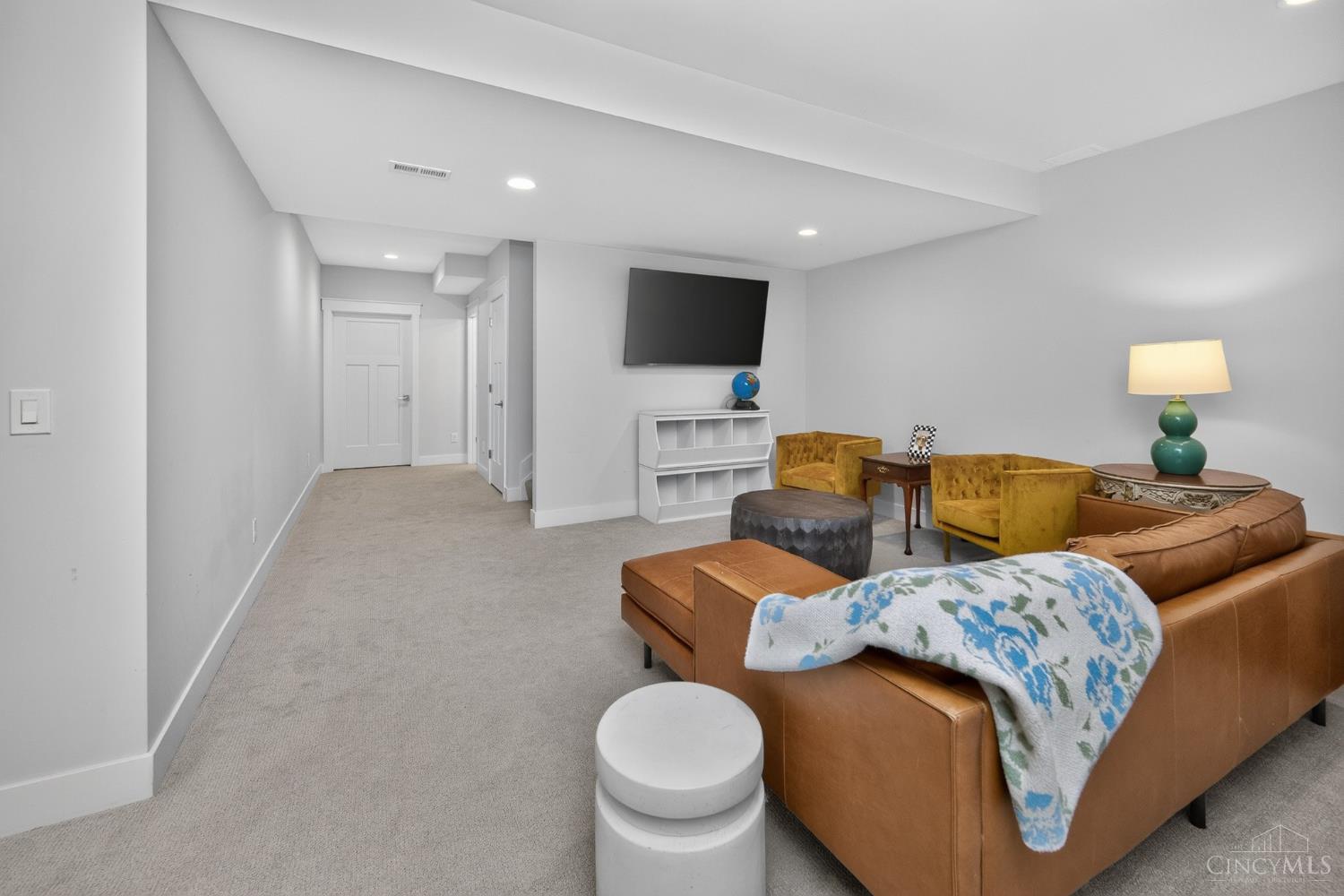 7240 Rita Lane