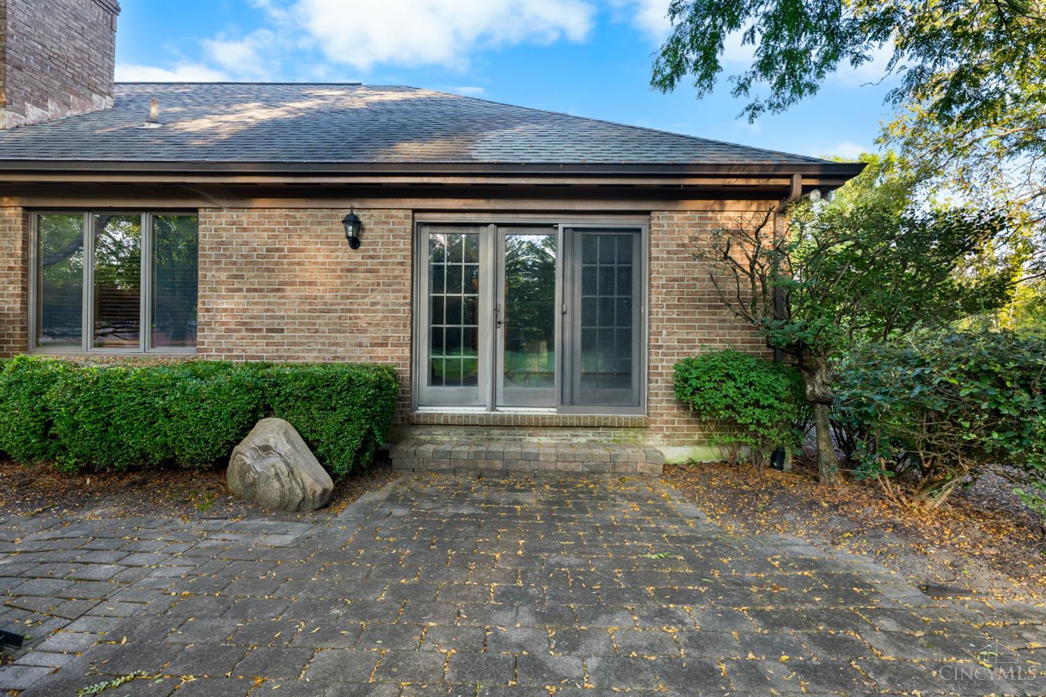 3185 Rockyhill Drive