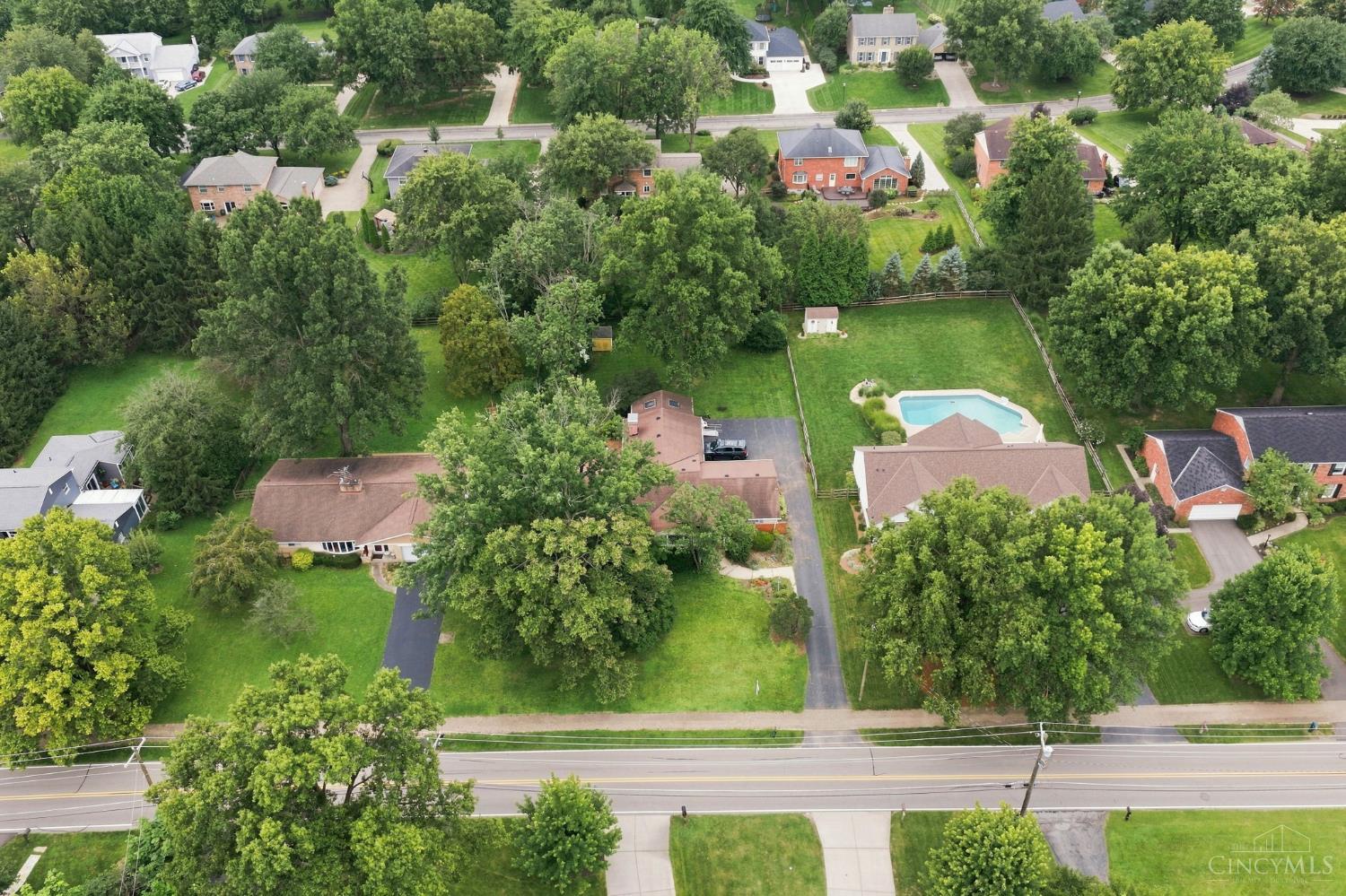 9871 Zig Zag Road