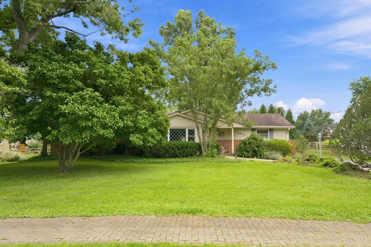 9871 Zig Zag Road