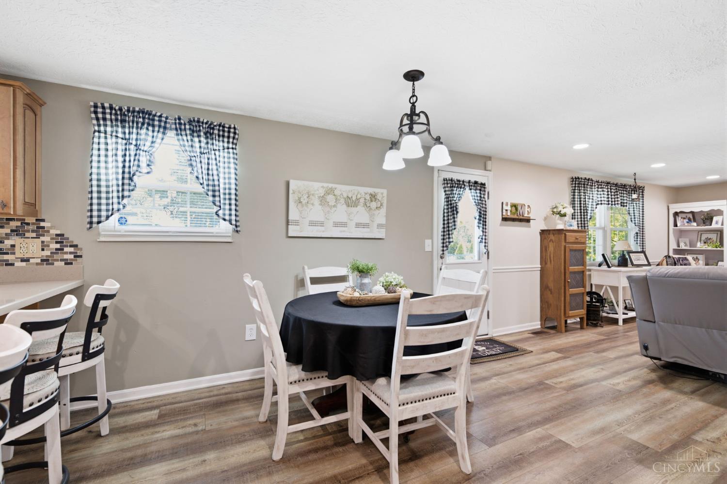 4977 Francisview Drive