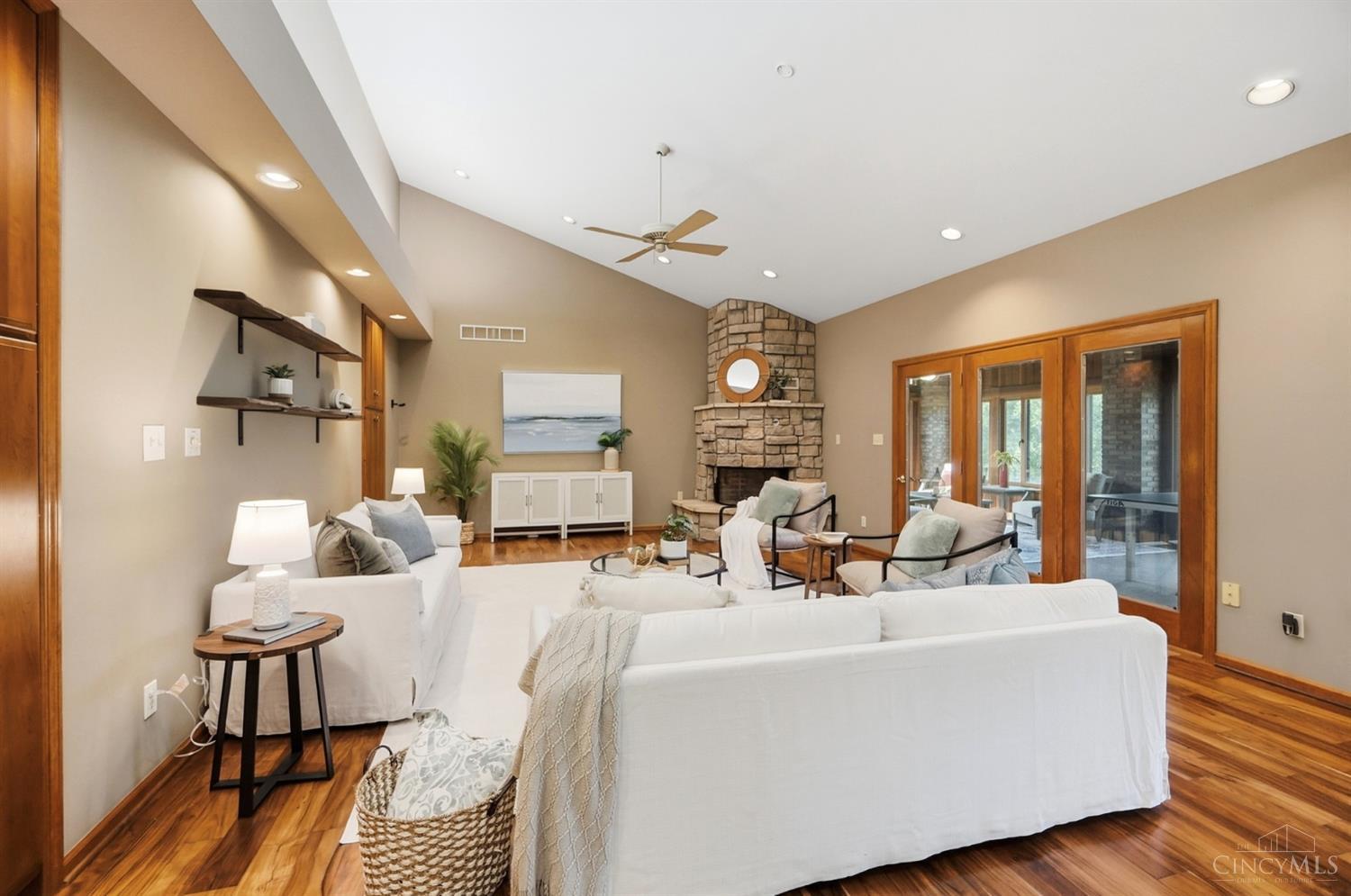 4007 Top Flite Lane