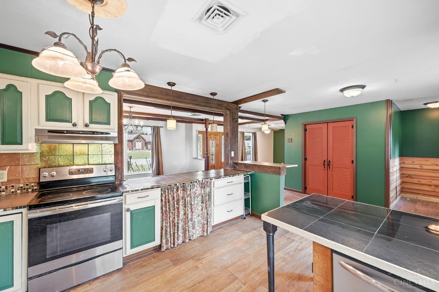 807 Fern Drive