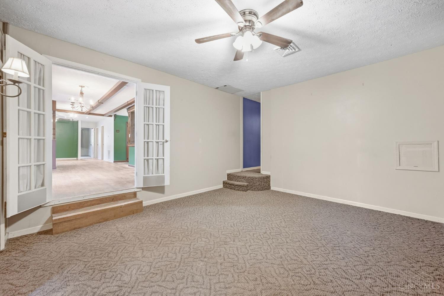 807 Fern Drive