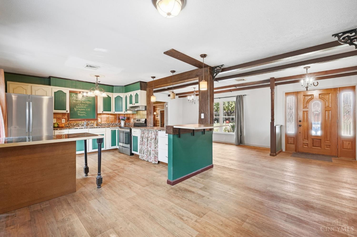 807 Fern Drive