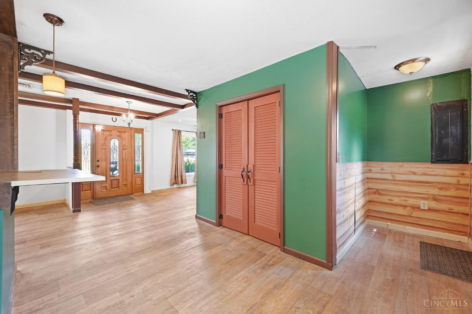 807 Fern Drive