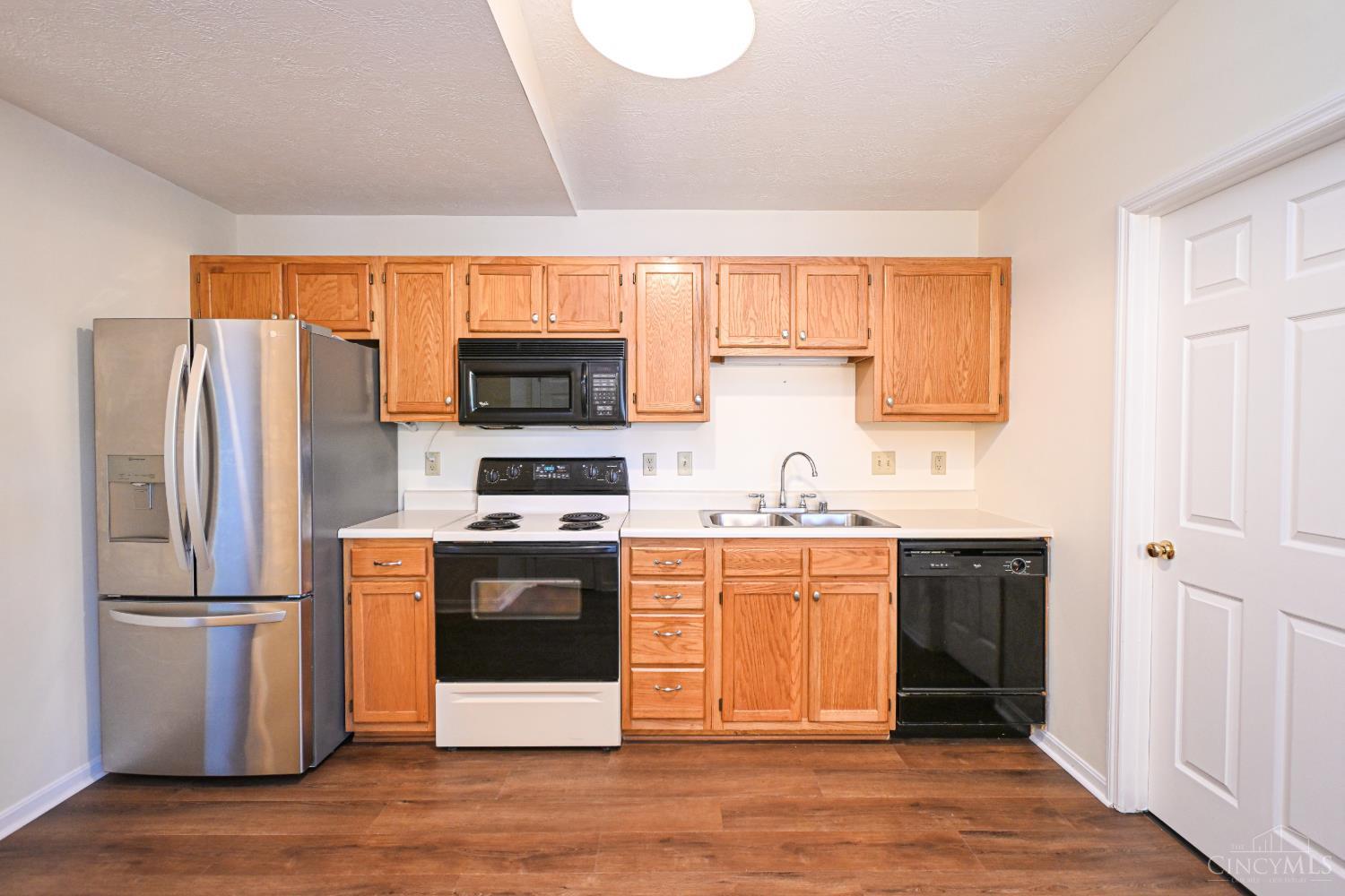2300 Sylved Lane Unit: 5
