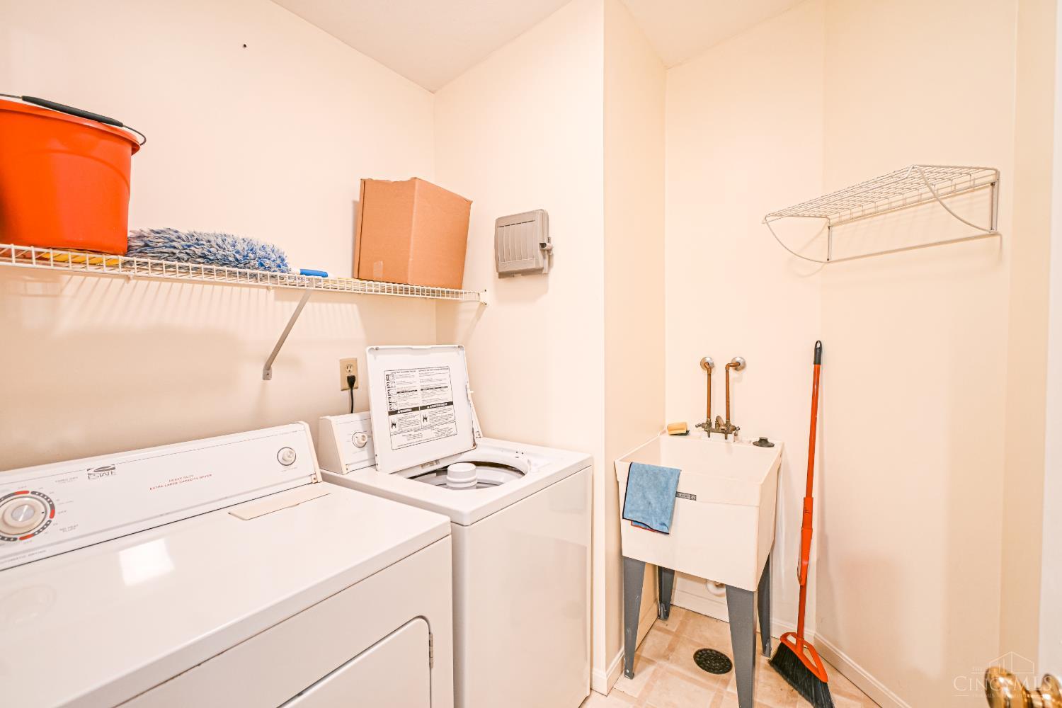2300 Sylved Lane Unit: 5