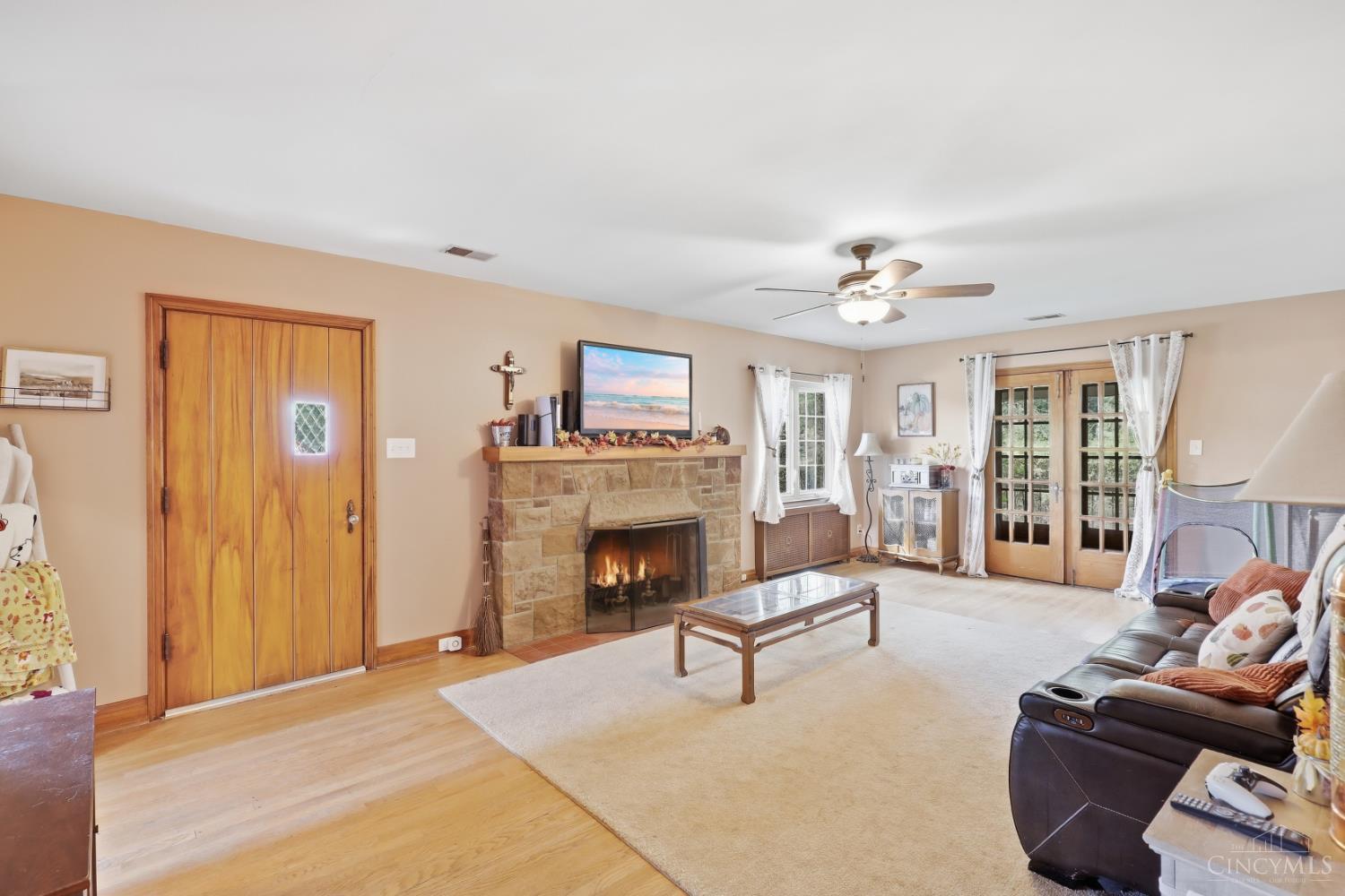 5596 Sidney Road