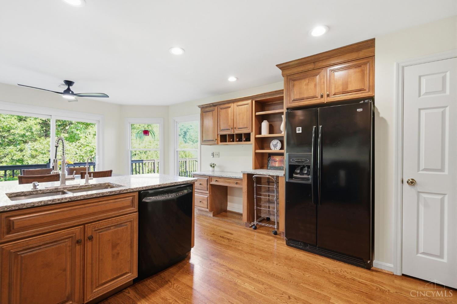 6865 Fox Hill Lane