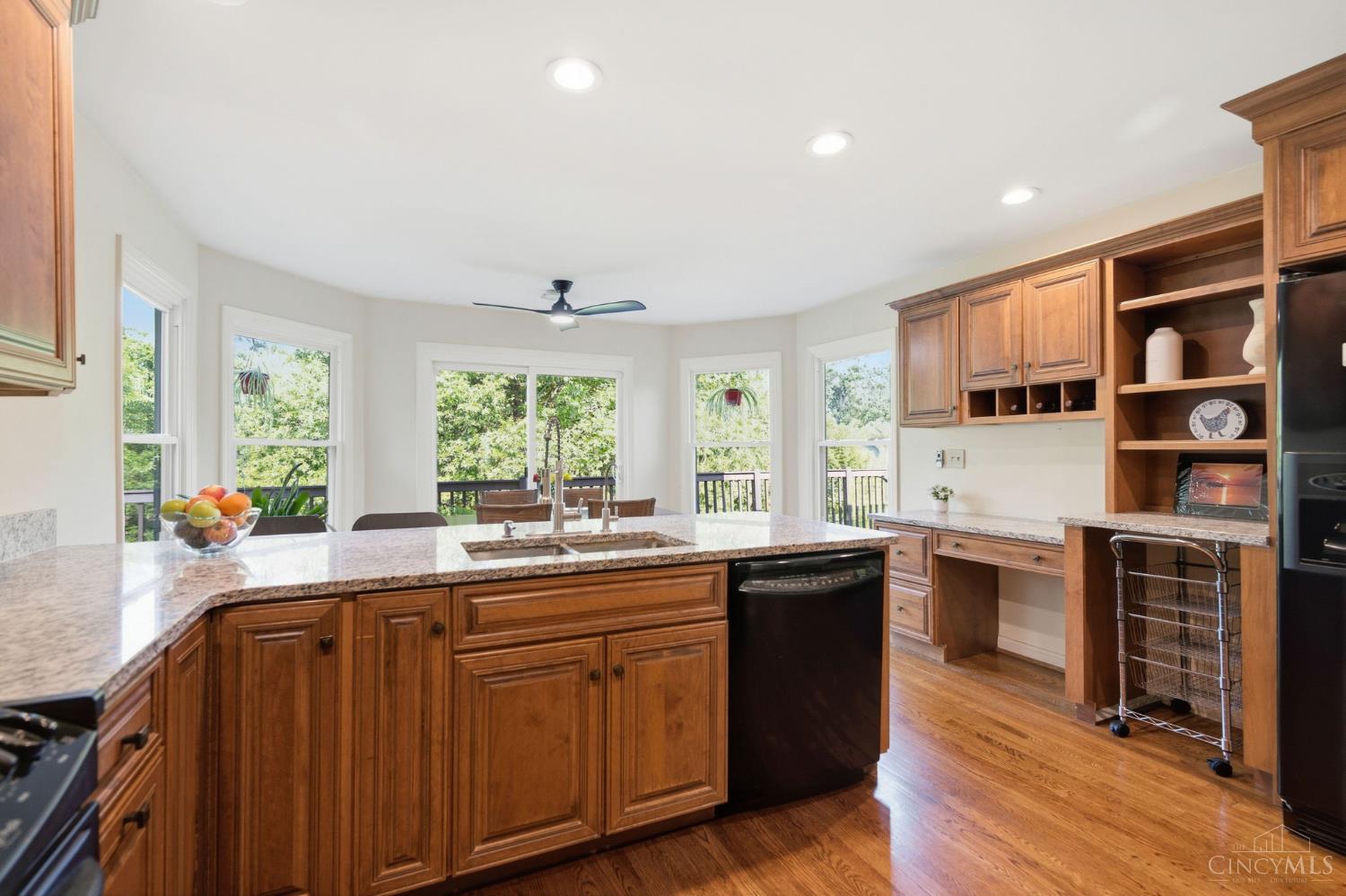 6865 Fox Hill Lane