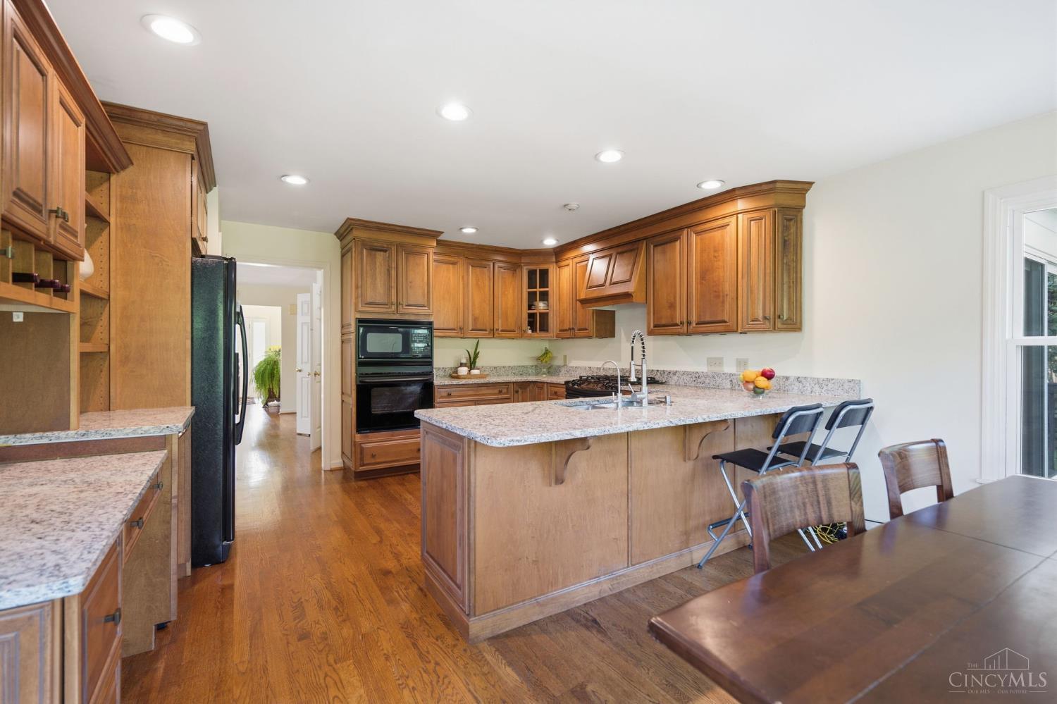 6865 Fox Hill Lane