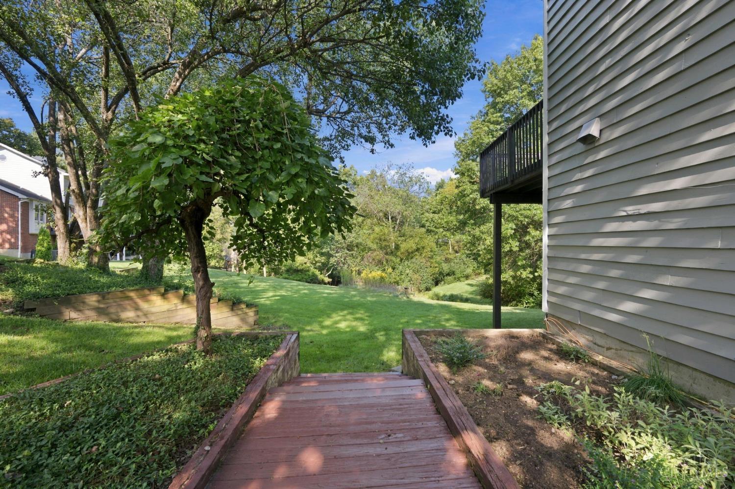 6865 Fox Hill Lane