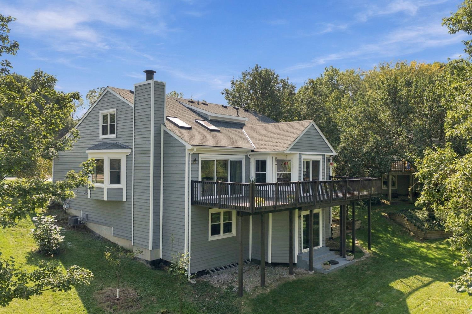 6865 Fox Hill Lane