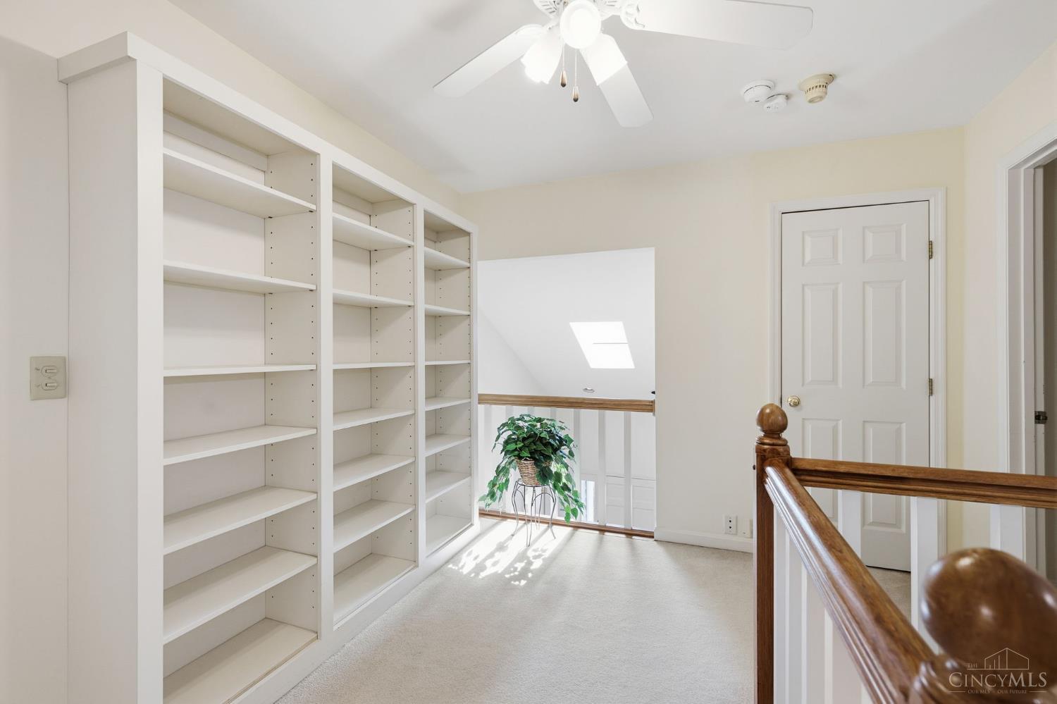6865 Fox Hill Lane