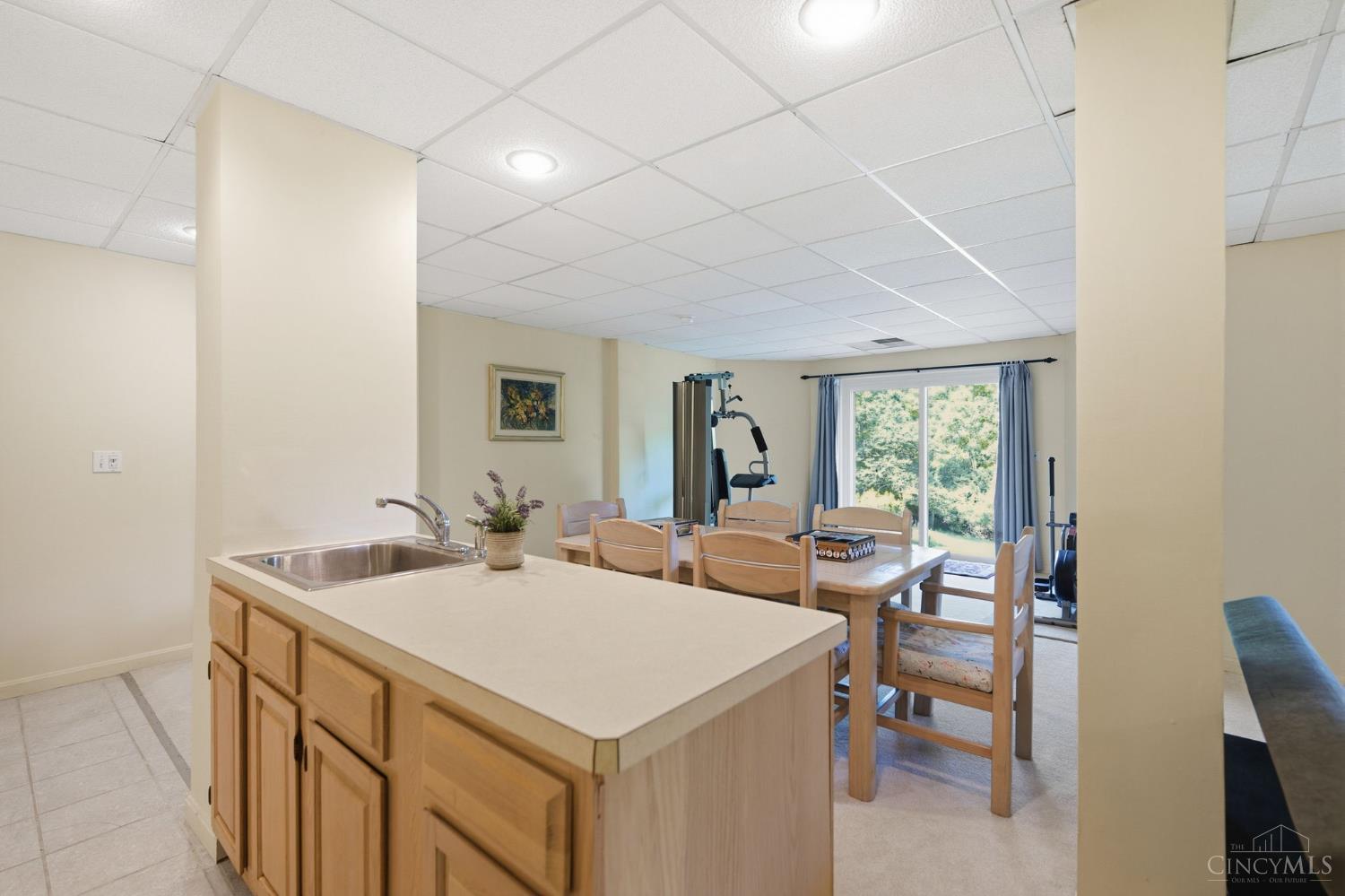 6865 Fox Hill Lane