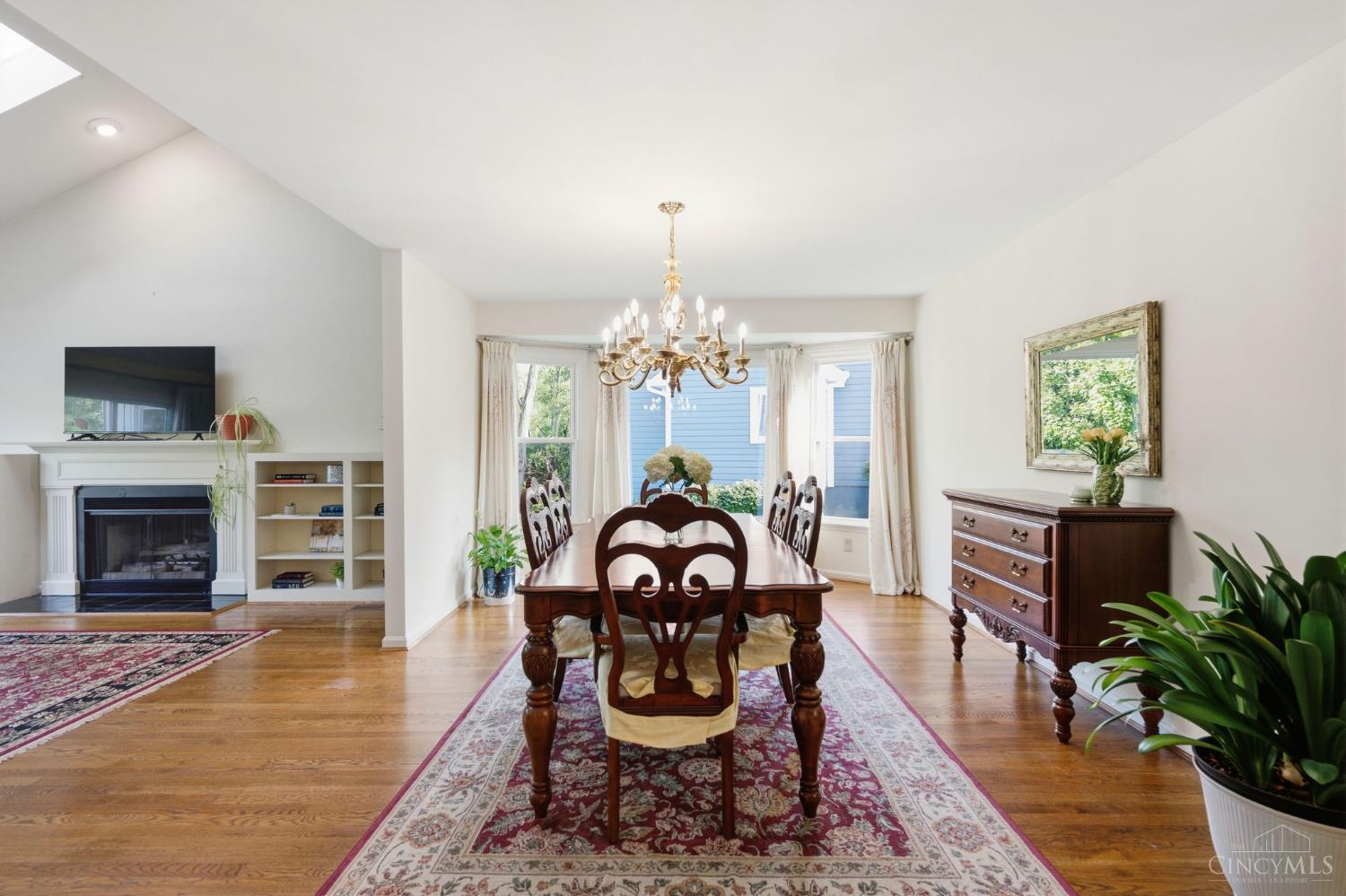6865 Fox Hill Lane