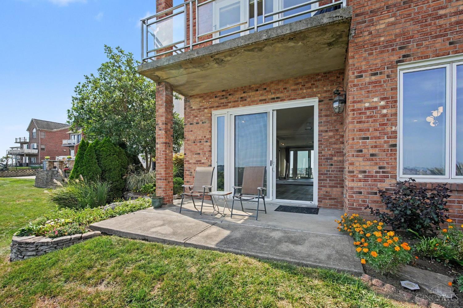 390 Grand Avenue Unit: B