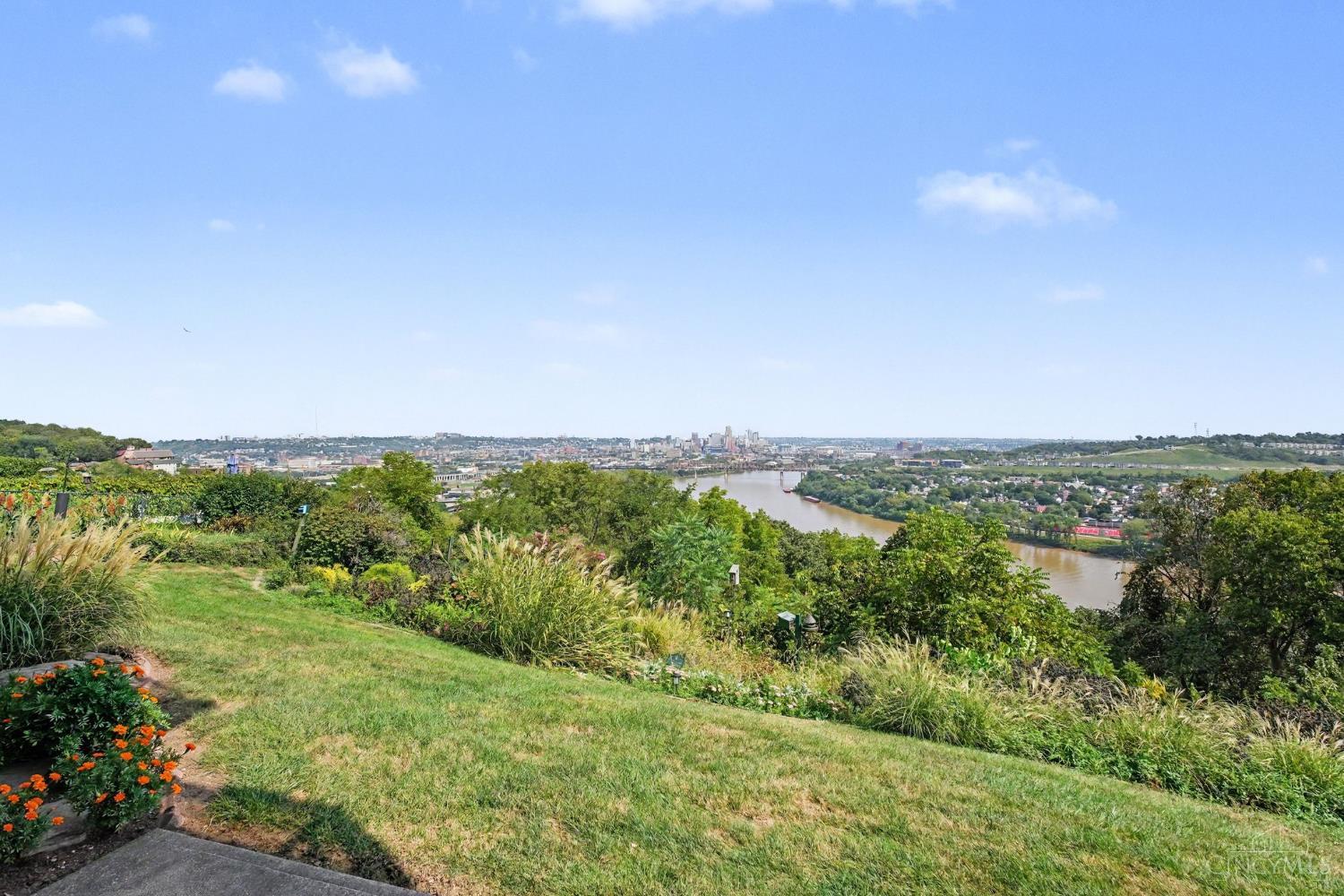 390 Grand Avenue Unit: B