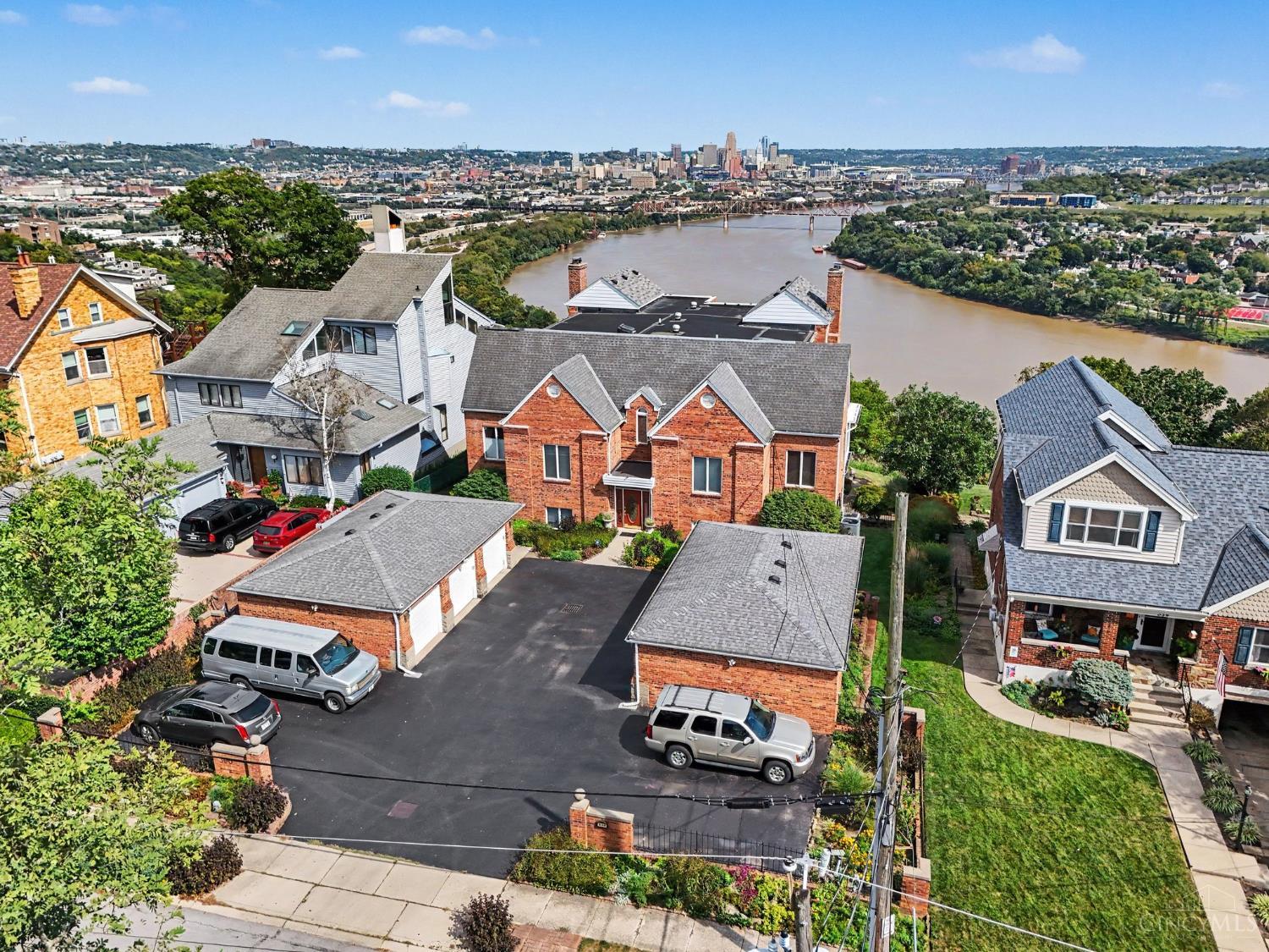 390 Grand Avenue Unit: B