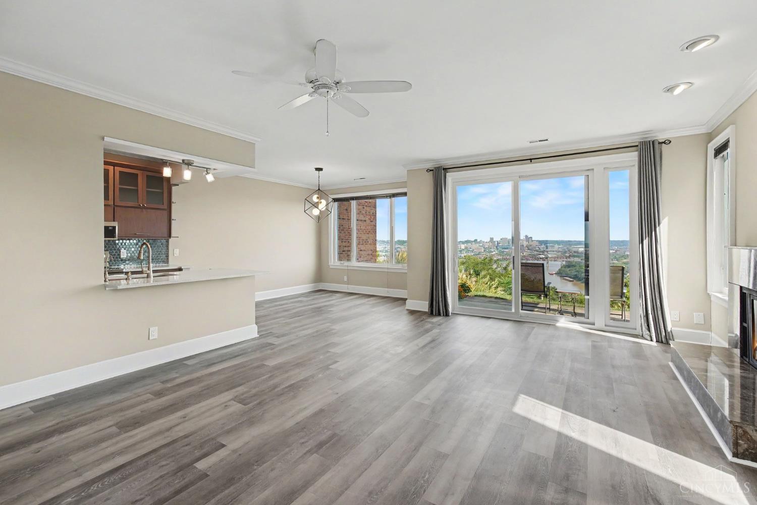 390 Grand Avenue Unit: B