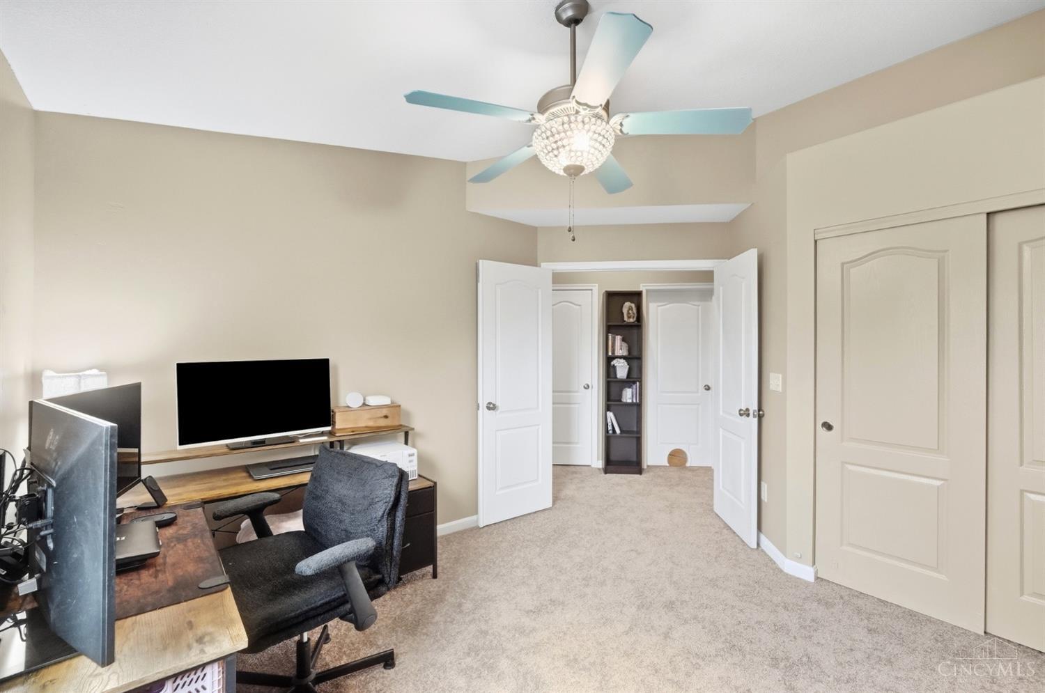 7771 Skyview Circle