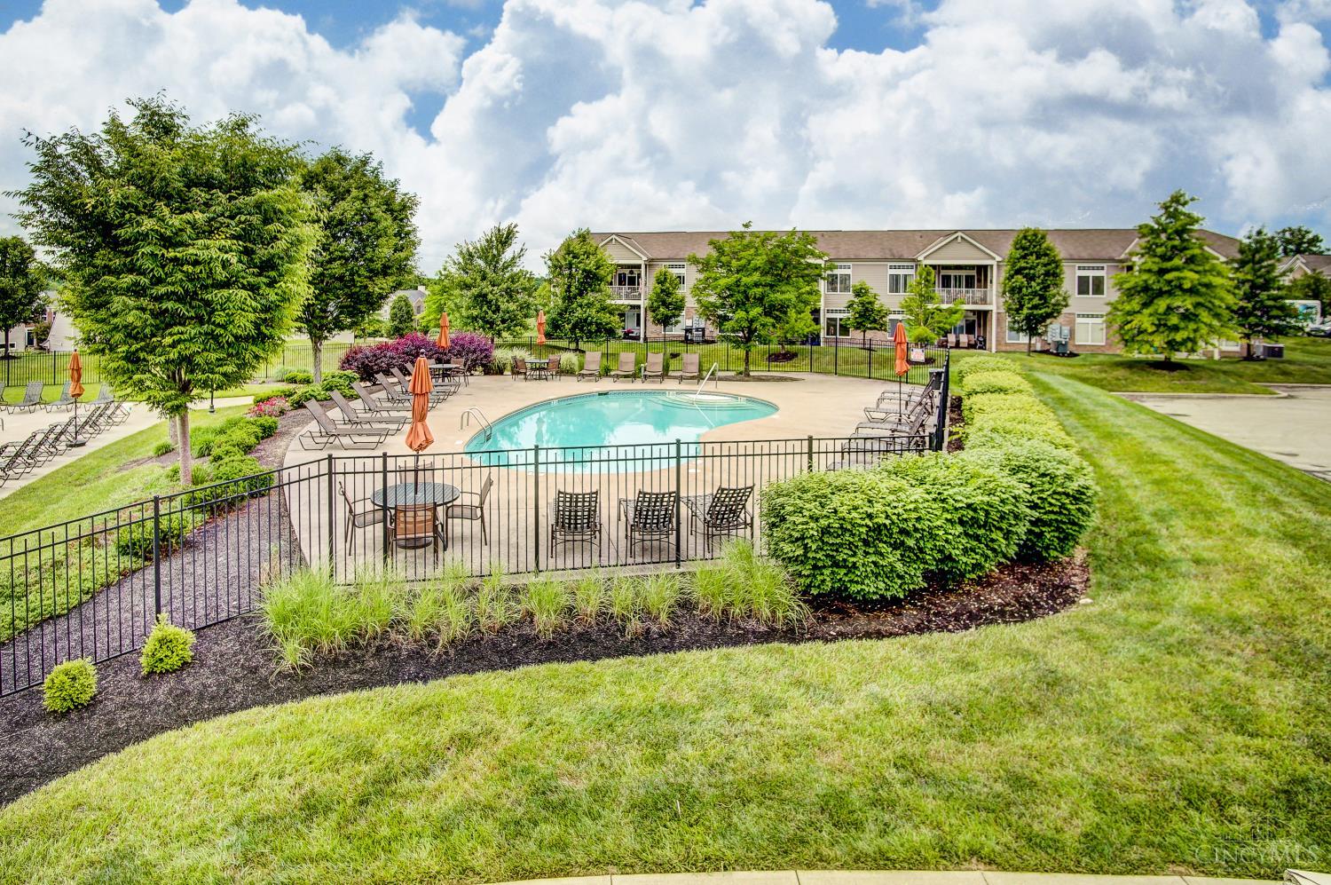 7771 Skyview Circle