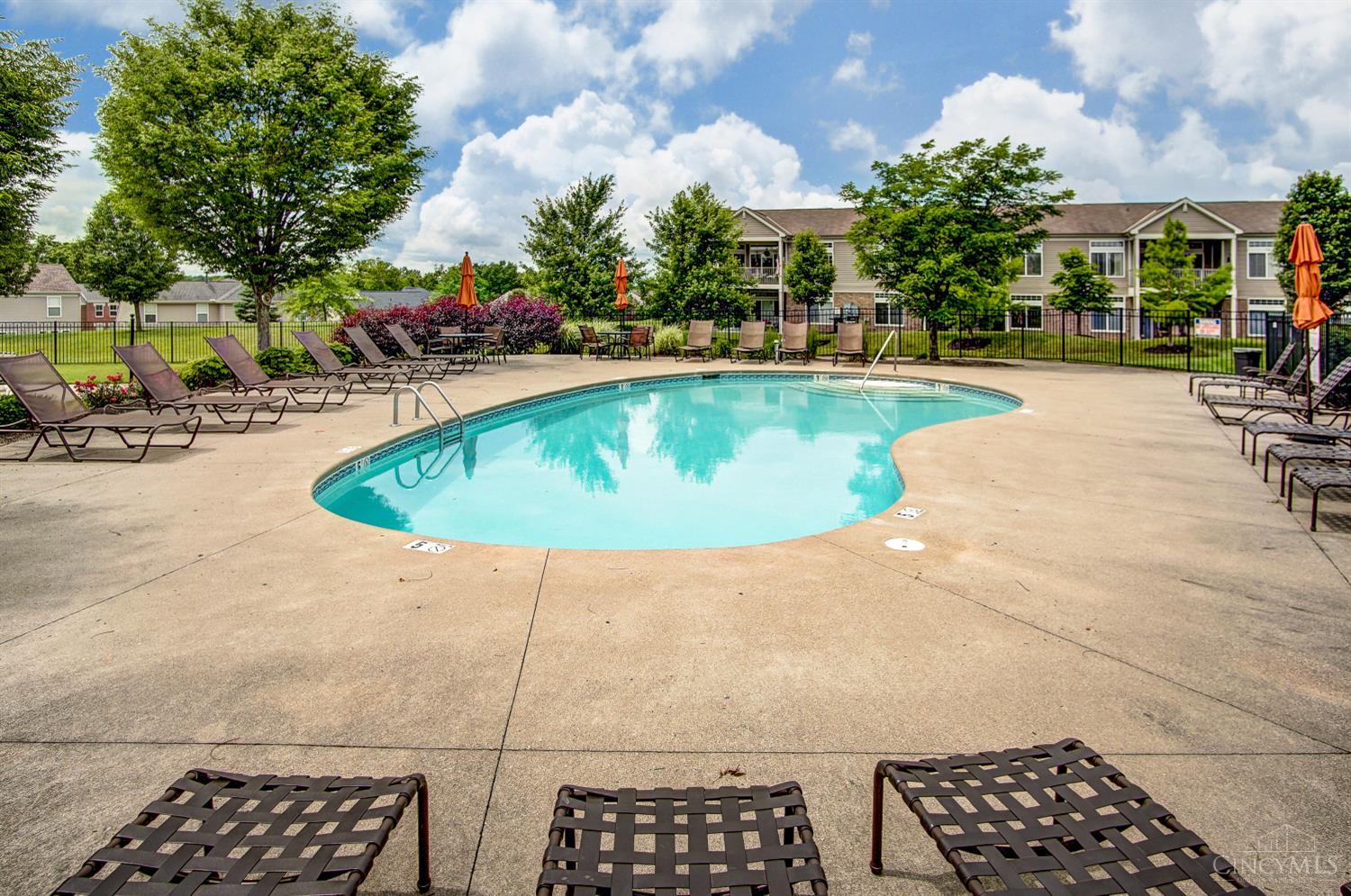 7771 Skyview Circle