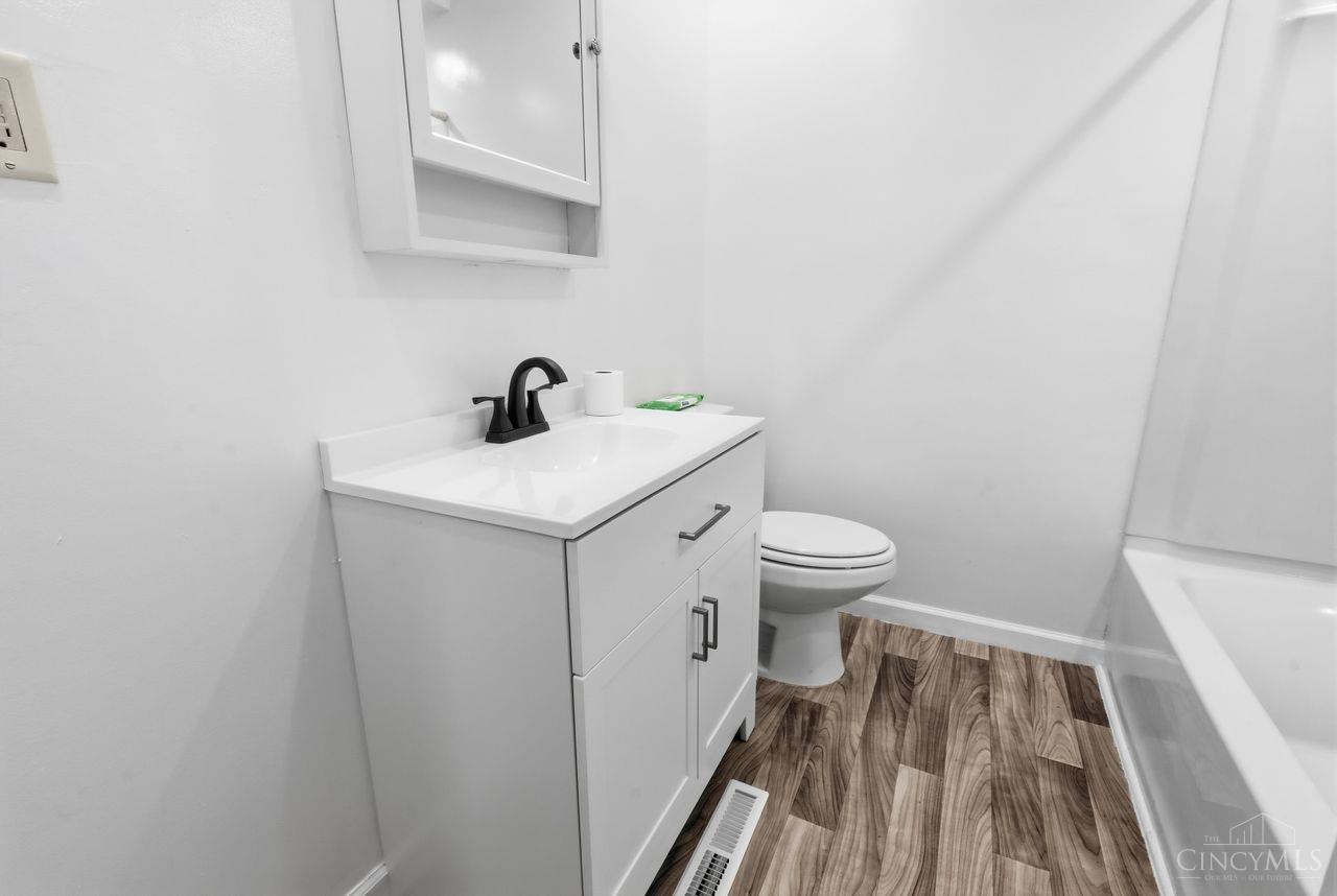 5501 Vonderhaar Court