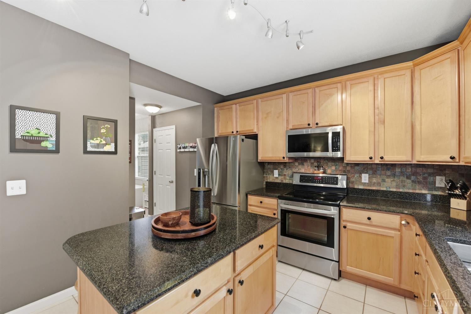 884 Ellery Drive
