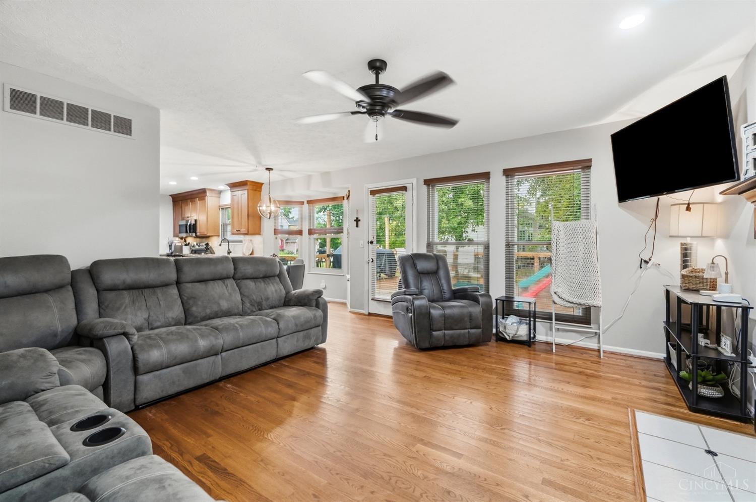 1332 Sprucewood Court