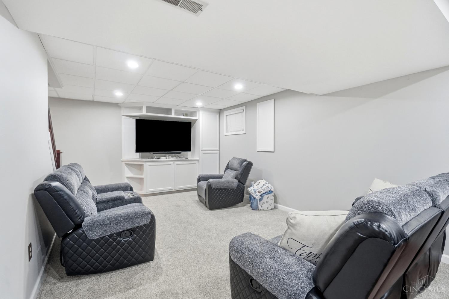 1332 Sprucewood Court