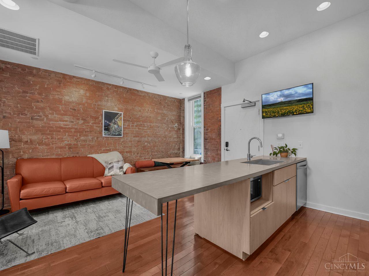 1509 Pleasant Street Unit: 151