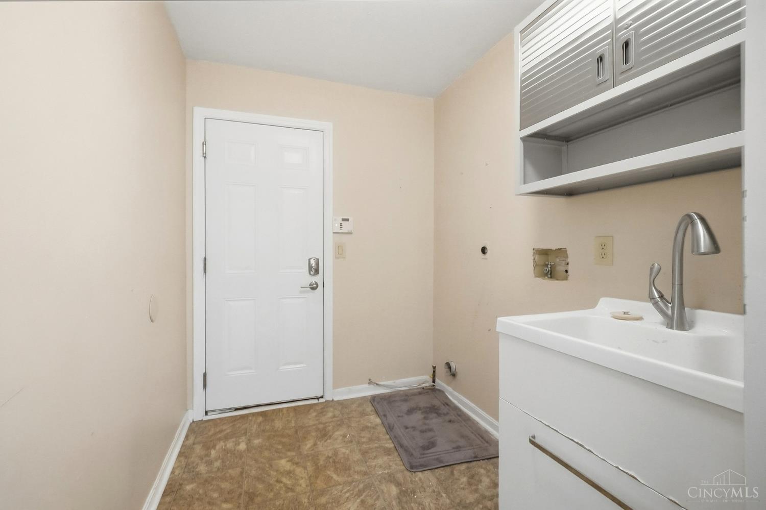 10934 Fallstone Drive