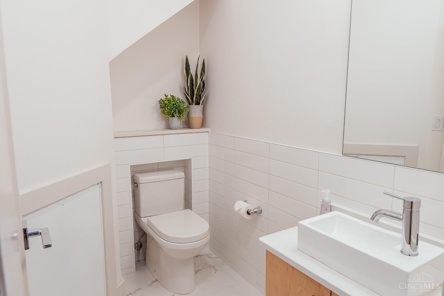 1508 Race Street Unit: 1R
