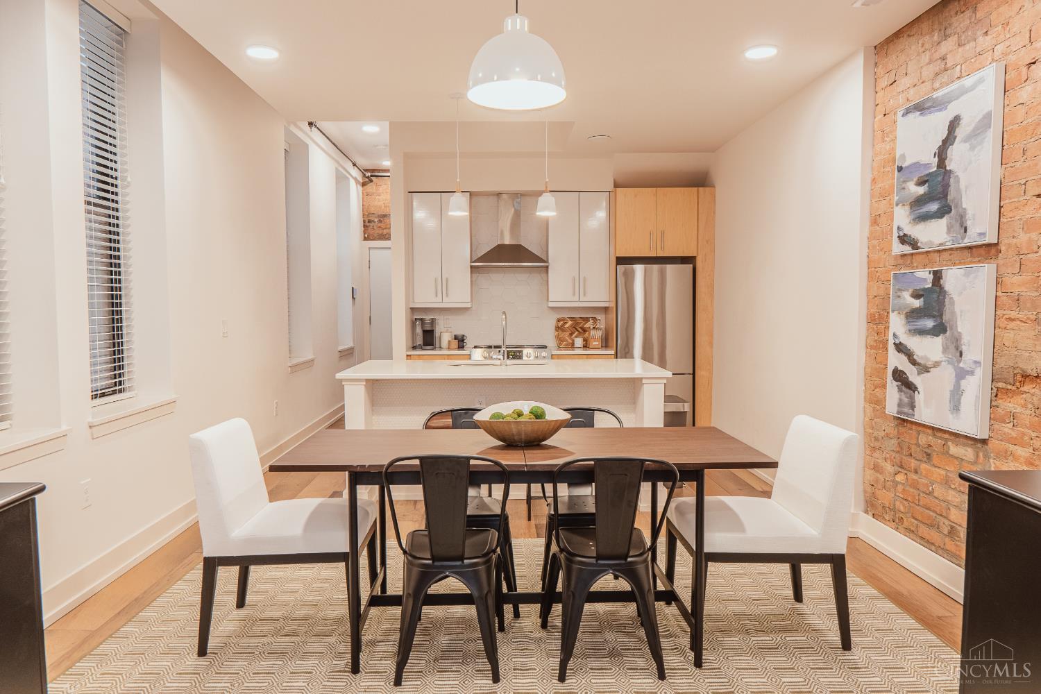 1508 Race Street Unit: 1R